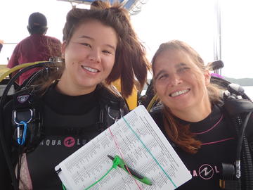 Amy Lee and Christy Semmens on a REEF Trip in Palau.